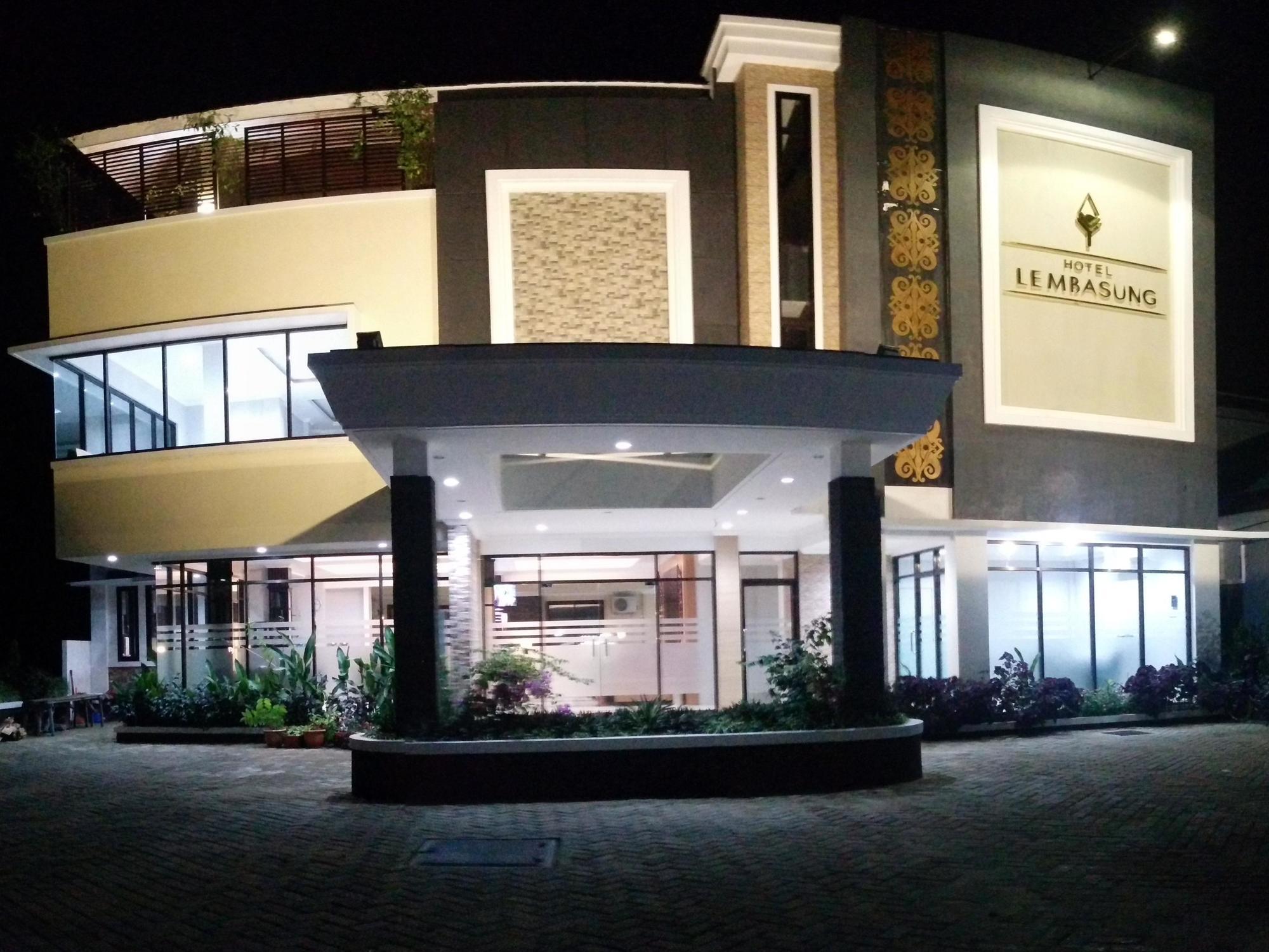 Lembasung Boutique Syariah Hotel Таракан Экстерьер фото